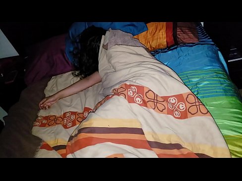 ❤️ Stepson jgħajjar lill-mara żagħżugħa tiegħu waqt li torqod. ❤❌ Video anali fil-porn mt.pornfuror.ru
